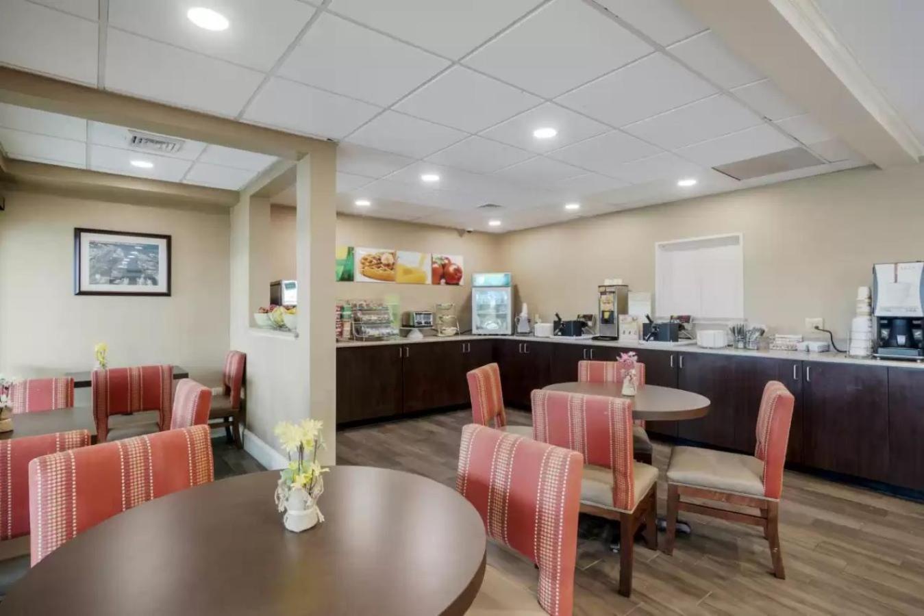 אושן סיטי Quality Inn & Suites Oceanblock מראה חיצוני תמונה