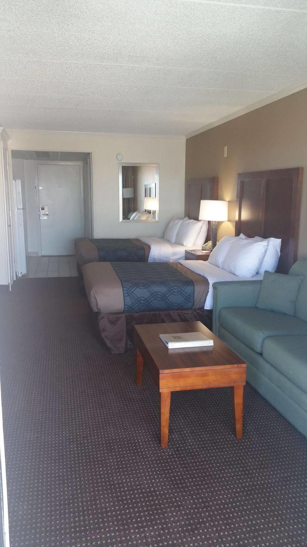 אושן סיטי Quality Inn & Suites Oceanblock מראה חיצוני תמונה