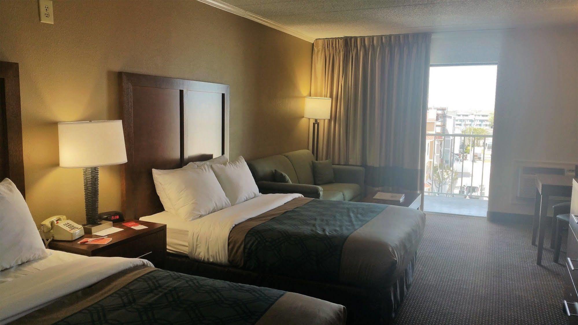 אושן סיטי Quality Inn & Suites Oceanblock מראה חיצוני תמונה