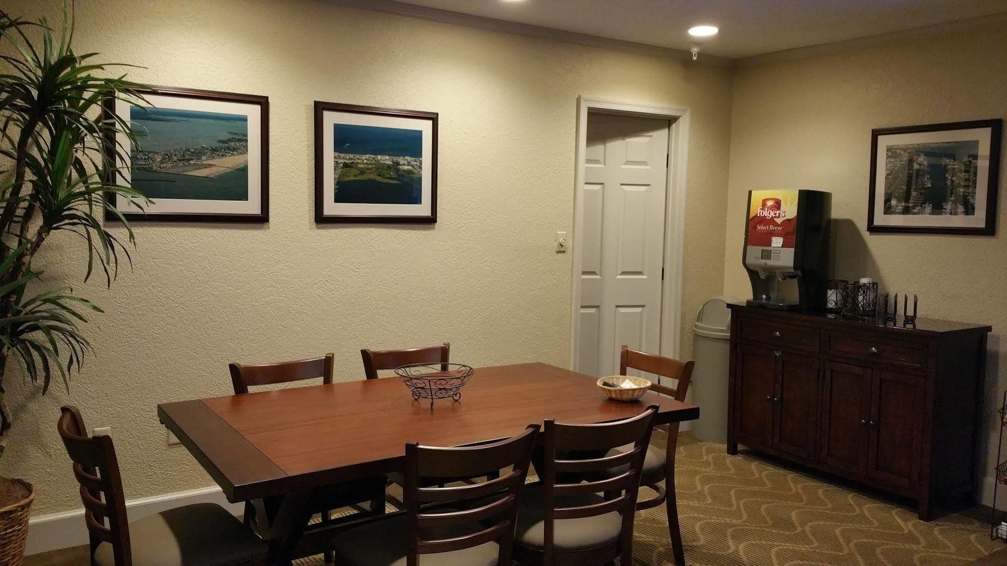 אושן סיטי Quality Inn & Suites Oceanblock מראה חיצוני תמונה
